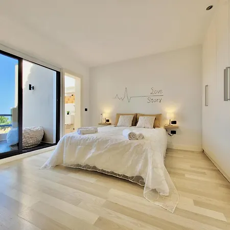 Miya Del Sol Heated Saltwater Pool Villa