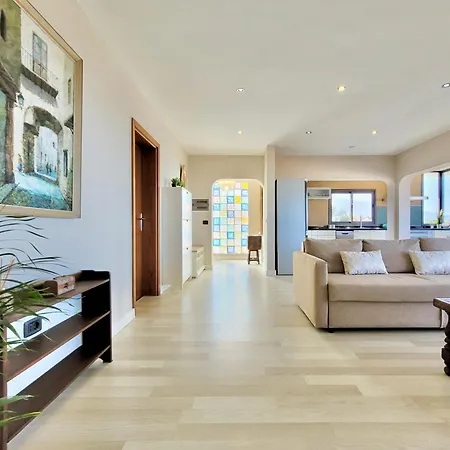 Villa Miya Del Sol Heated Saltwater Pool *