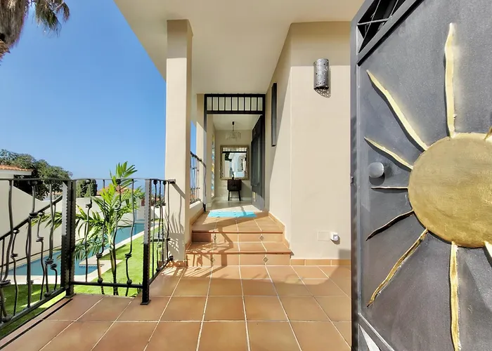 Miya Del Sol Heated Saltwater Pool * La Orotava