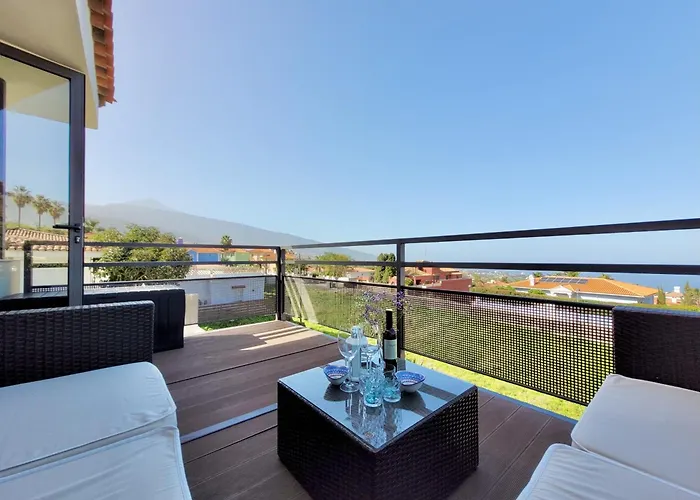 Miya Del Sol Heated Saltwater Pool * 拉奥罗塔瓦