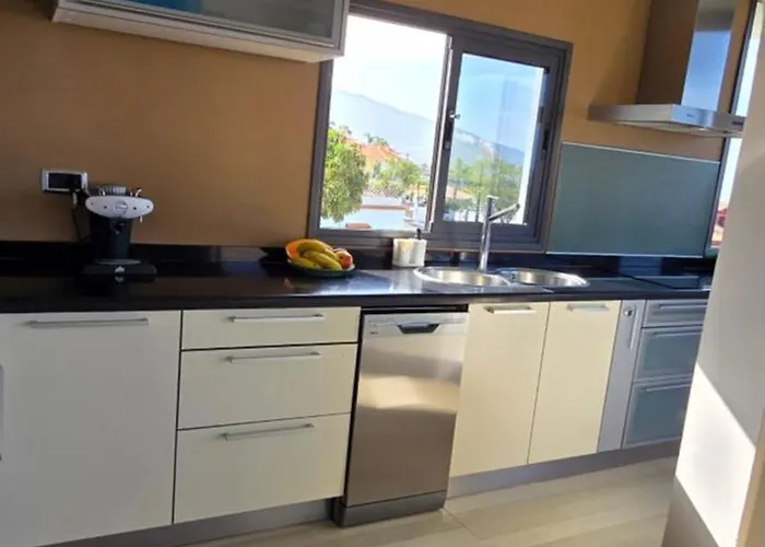 Miya Del Sol Heated Saltwater Pool * La Orotava